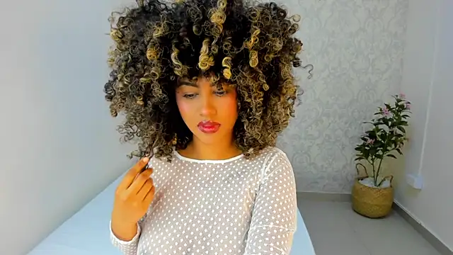 Brit weston online show from 03-09-26, 08:34