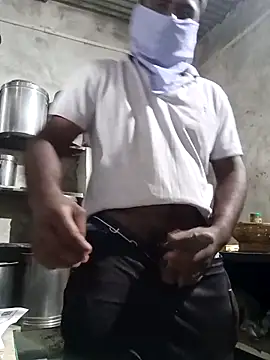 Snapshot of babu_bull chatting on 04-14-26, 07:41 babu bull online show from 04-14-26, 07:41