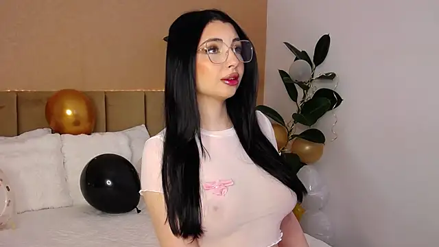 Snapshot of BellaHere chatting on 05-01-26, 06:29 BellaHere online show from 05-01-26, 06:29