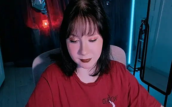 Snapshot of marty_bree chatting on 05-10-26, 05:26 marty bree online show from 05-10-26, 05:26