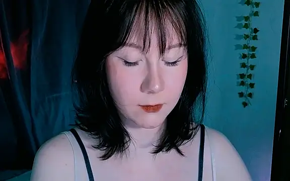 Snapshot of marty_bree chatting on 04-19-26, 06:10 marty bree online show from 04-19-26, 06:10