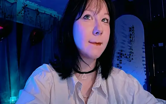Snapshot of marty_bree chatting on 04-18-26, 05:15 marty bree online show from 04-18-26, 05:15