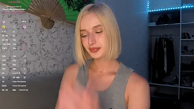 DeliciaBagnoli online show from 07-17-26, 07:11