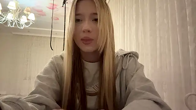 IvyArmbrister online show from 03-03-26, 05:20