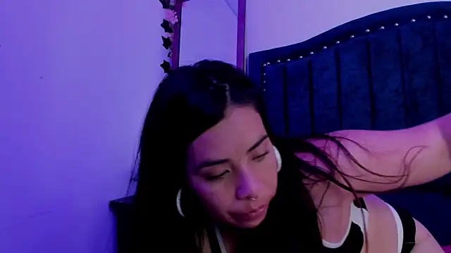 liany taylor online show from 03-07-26, 03:17