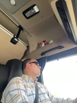 kipsy0 online show from 04-13-26, 01:59