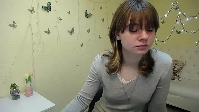 Snapshot of AnnaWest_ chatting on 02-22-26, 06:27 AnnaWest online show from 02-22-26, 06:27