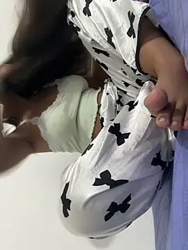 Snapshot of Baby_morena12 chatting on 02-02-26, 01:59 Baby morena12 online show from 02-02-26, 01:59