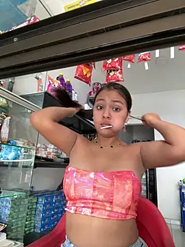 Snapshot of Baby_morena12 chatting on 02-20-26, 04:20 Baby morena12 online show from 02-20-26, 04:20