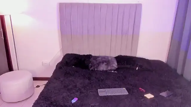 im tiffany  online show from 03-02-26, 05:08