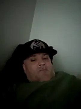 Snapshot of Flyrock69 chatting on 04-14-26, 09:42 Flyrock69 online show from 04-14-26, 09:42