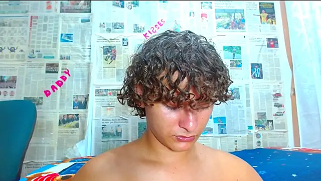 Snapshot of arielnoir6958 chatting on 02-22-26, 11:17 arielnoir6958 online show from 02-22-26, 11:17