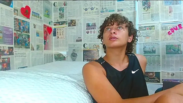 Snapshot of arielnoir6958 chatting on 02-18-26, 08:27 arielnoir6958 online show from 02-18-26, 08:27