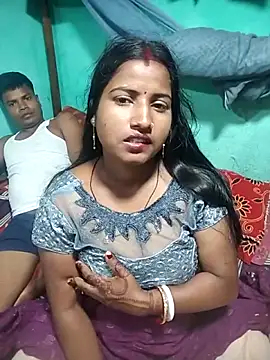 Snapshot of Your_deshibhabi25years chatting on 05-10-26, 03:14 Your deshibhabi25years online show from 05-10-26, 03:14