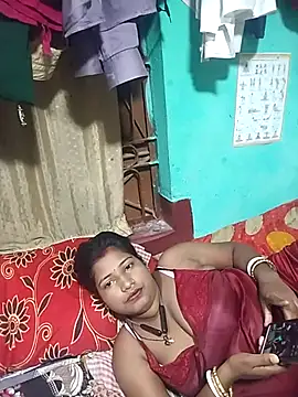 Snapshot of Your_deshibhabi25years chatting on 07-12-26, 10:10 Your deshibhabi25years online show from 07-12-26, 10:10