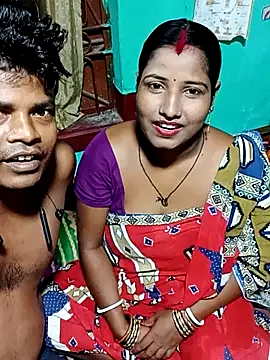 Snapshot of Your_deshibhabi25years chatting on 07-24-26, 12:12 Your deshibhabi25years online show from 07-24-26, 12:12