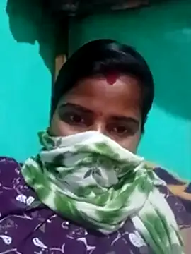 Snapshot of Your_deshibhabi25years chatting on 02-22-26, 10:50 Your deshibhabi25years online show from 02-22-26, 10:50