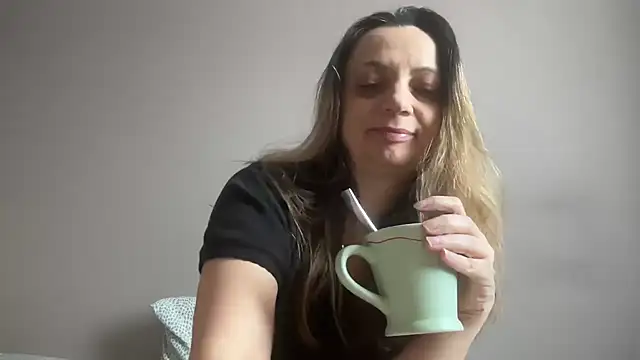 ShyFlameLive online show from 04-26-26, 12:46