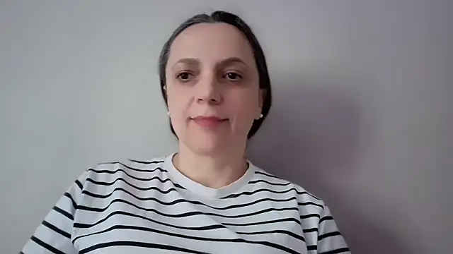 ShyFlameLive online show from 05-26-26, 03:43