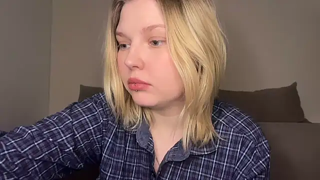 Ophelia Ritz online show from 04-09-26, 11:00