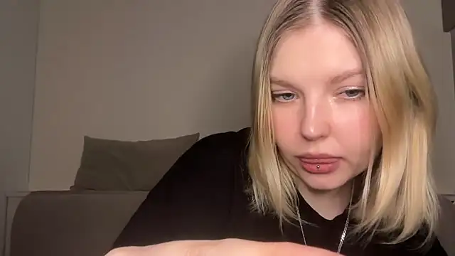 Ophelia Ritz online show from 04-05-26, 10:27