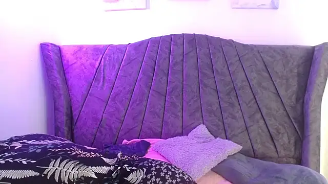 Iris bloom69 online show from 03-03-26, 12:34