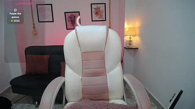 Snapshot of adhara_11 chatting on 02-13-26, 10:32 adhara 11 online show from 02-13-26, 10:32