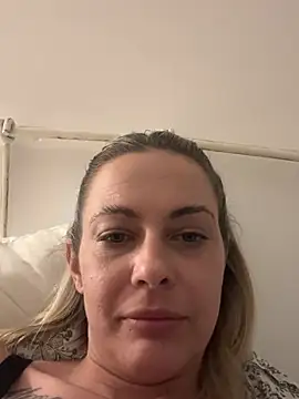 SophieSchmidt online show from 02-13-26, 09:15