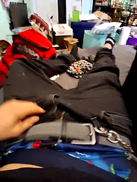 Snapshot of TrndSettr chatting on 02-08-26, 02:31 TrndSettr online show from 02-08-26, 02:31