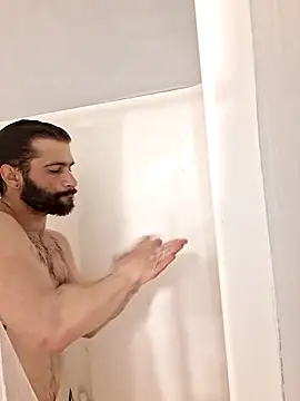 Snapshot of TrndSettr chatting on 02-05-26, 11:33 TrndSettr online show from 02-05-26, 11:33