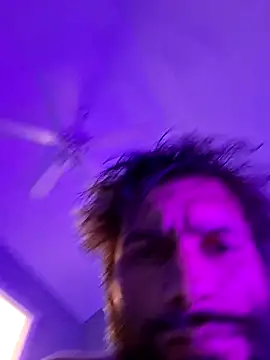 Snapshot of TrndSettr chatting on 02-11-26, 10:53 TrndSettr online show from 02-11-26, 10:53