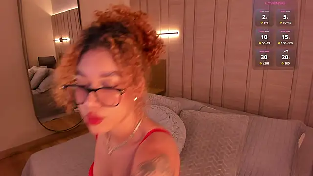 Sienna brunette online show from 03-06-26, 12:00