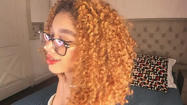 Sienna brunette online show from 03-05-26, 12:13