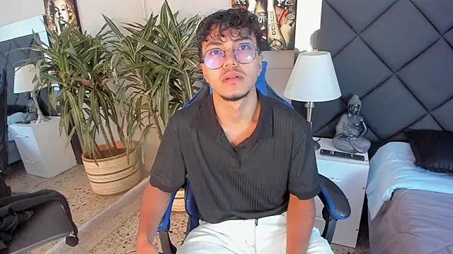 kai storn online show from 04-04-26, 11:28