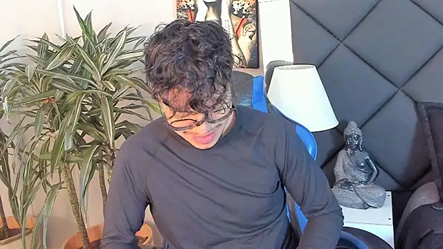 kai storn online show from 04-12-26, 11:46