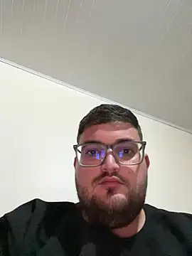 Snapshot of Jmlbsuchi chatting on 02-16-26, 03:27 Jmlbsuchi online show from 02-16-26, 03:27