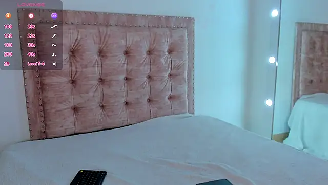 Jennifer Lee  online show from 03-29-26, 03:19