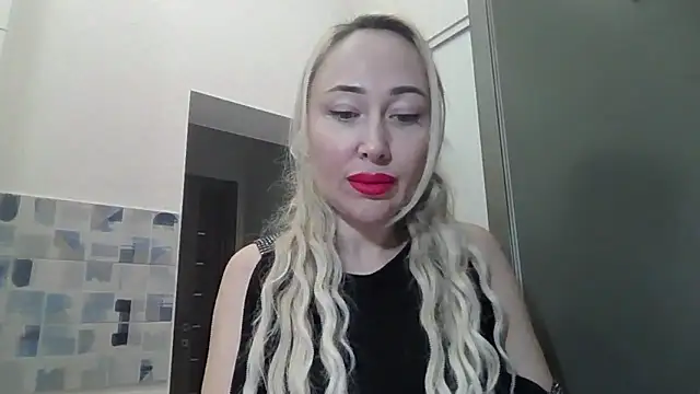 NanaGold2992 online show from 03-02-26, 05:08