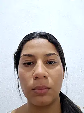 Snapshot of Cris18sexy chatting on 02-22-26, 10:00 Cris18sexy online show from 02-22-26, 10:00