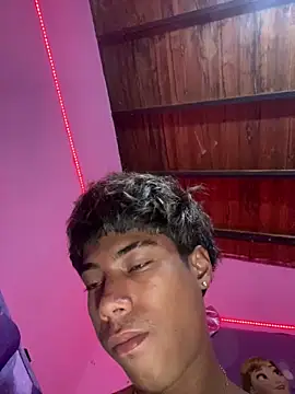 Snapshot of Adan21_cm chatting on 02-28-26, 06:13 Adan21 cm online show from 02-28-26, 06:13