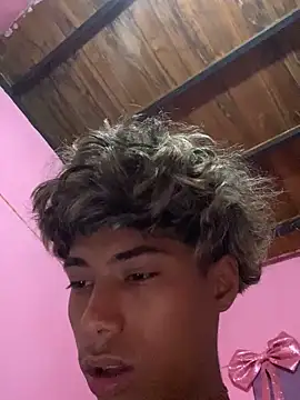 Snapshot of Adan21_cm chatting on 02-07-26, 05:48 Adan21 cm online show from 02-07-26, 05:48