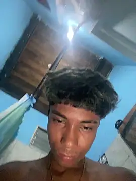 Snapshot of Adan21_cm chatting on 03-01-26, 03:06 Adan21 cm online show from 03-01-26, 03:06