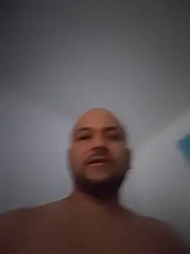 InstintoElite online show from 04-17-26, 02:25