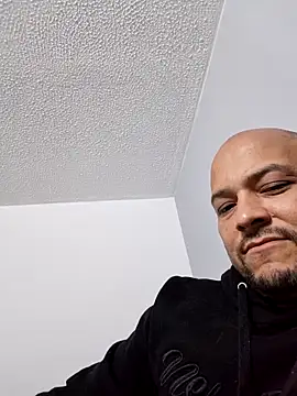 InstintoElite online show from 02-25-26, 02:23