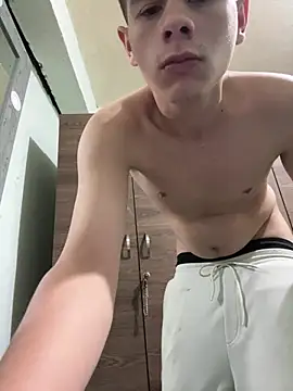 Andy12912 online show from 03-07-26, 09:05