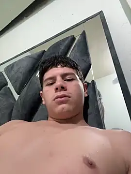 Andy12912 online show from 04-02-26, 06:47