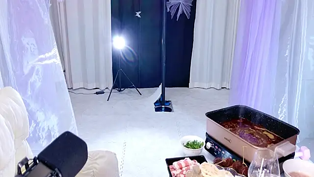 Dancer Lucky-Nini online show from 02-10-26, 01:10