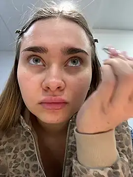 MonicaWestt online show from 03-05-26, 06:32