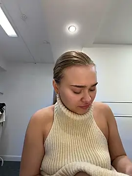 MonicaWestt online show from 04-16-26, 07:09