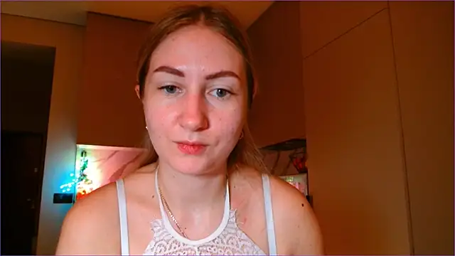 BluueSilk online show from 02-11-26, 06:24